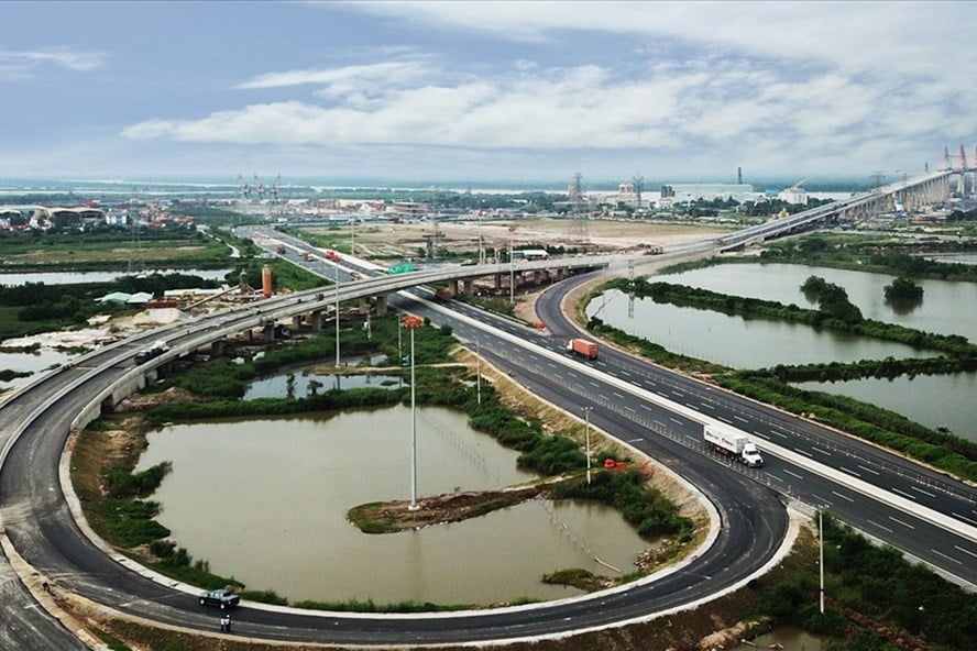 Halong- Hai Phong highway