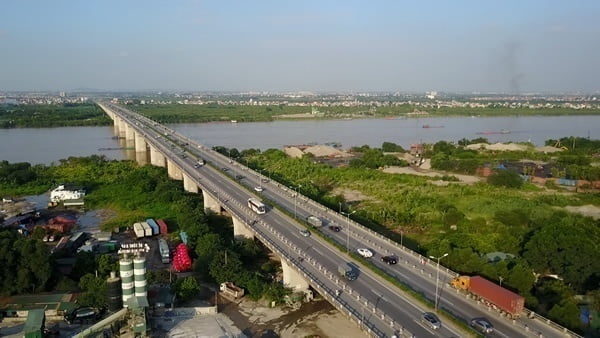 Thanh Tri bridge