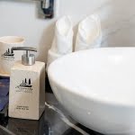 Halong Serenity Cruises Bathroom