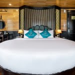 Moon Suite Cabin - Serenity Cruises Moon Suite Cabin - Serenity Cruises