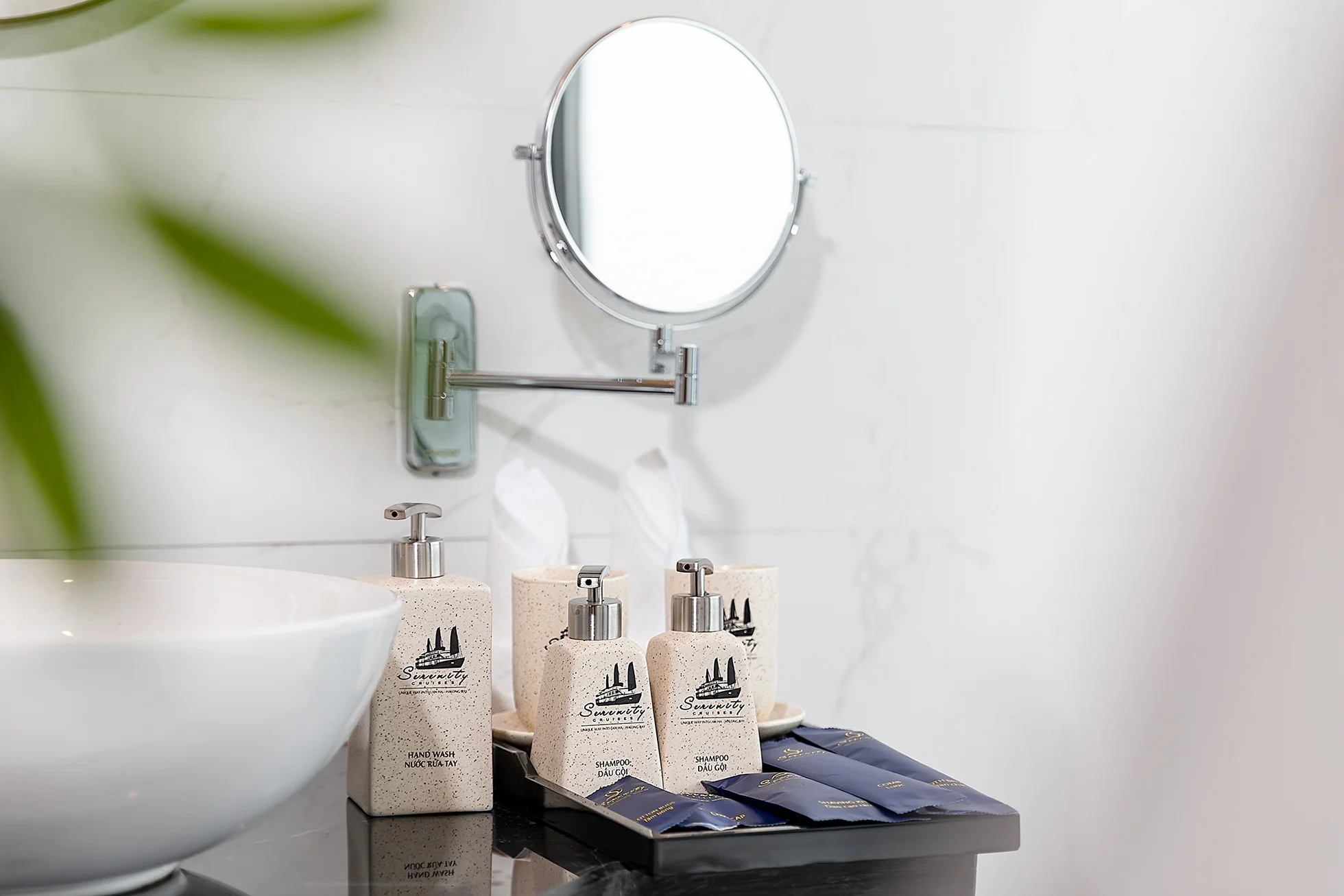 Halong Serenity Cruises Bathroom