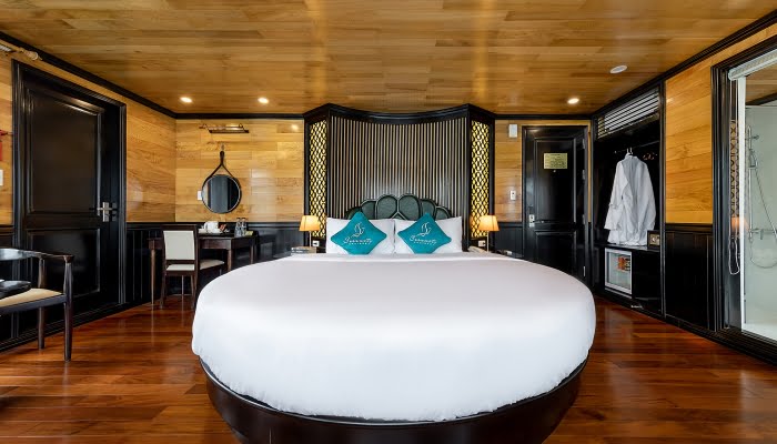 Moon Suite Cabin Halong Serenity Cruises