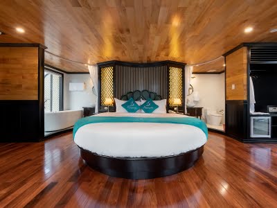 Moon Suite Cabin Halong Serenity Cruises