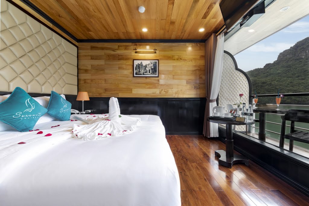 Senior Suite Cabin Halong Serenity Cruises Senior Suite Cabin Halong Serenity Cruises