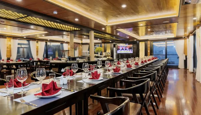 Serenity Cruises Restaurant