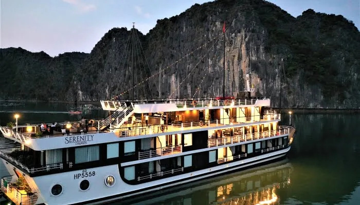 Lan Ha Bay 2 day 1 night | Halong Bay 2 day 1 night Serenity Cruises
