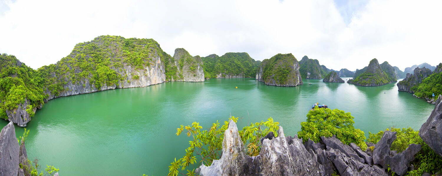 Ba Ham Lake Halong Bay