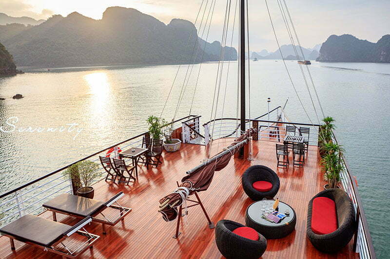 Sundeck Serenity Premium Cruise