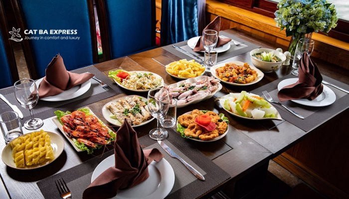 Lunch in serenity premium cruise